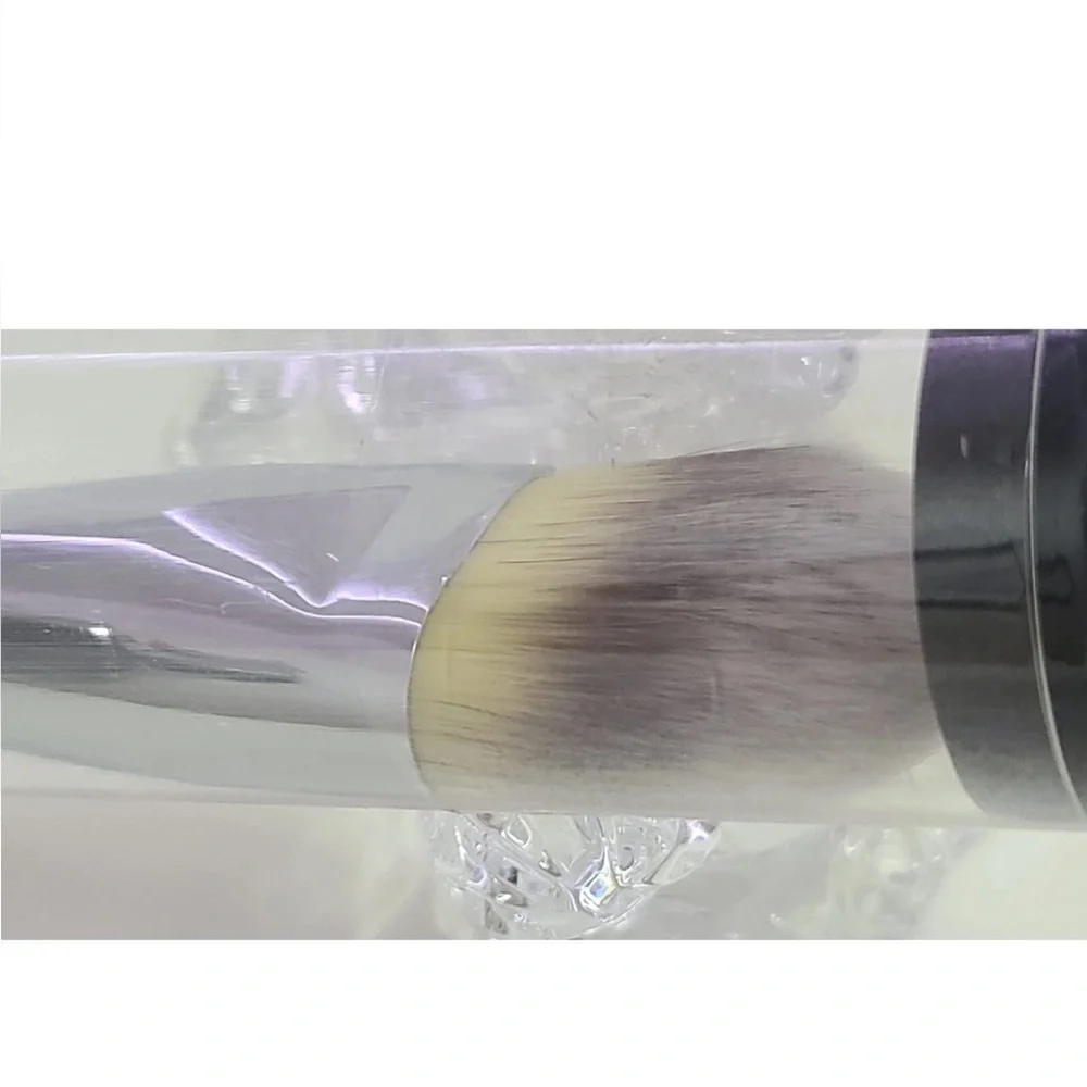 it cosmetics specifically designed